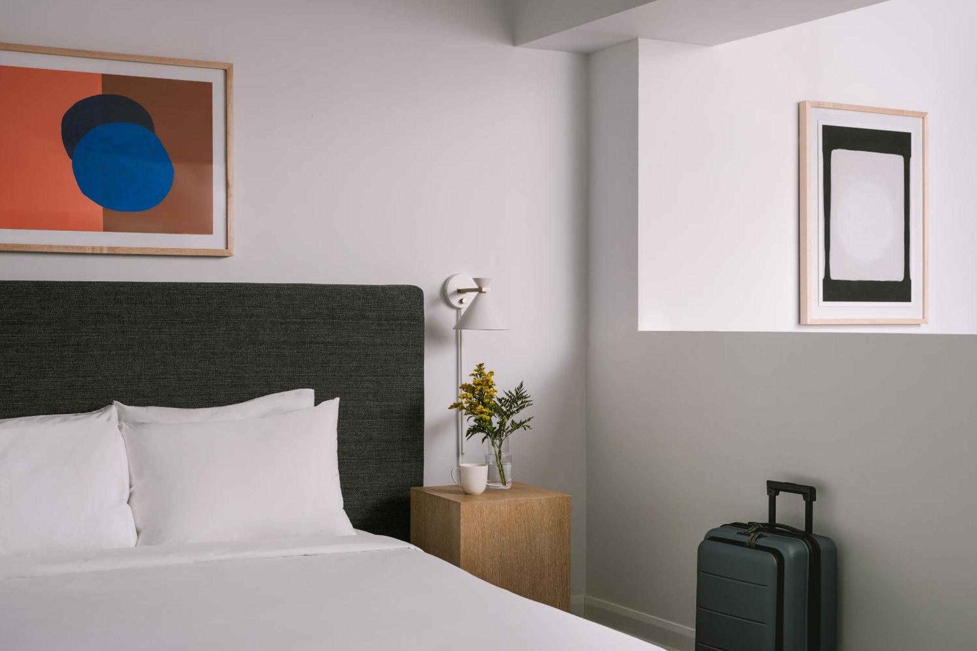 Sonder Penny Lane Aparthotel Montreal Exterior foto