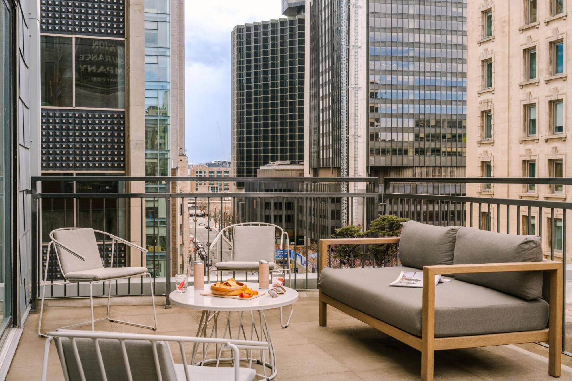 Sonder Penny Lane Aparthotel Montreal Exterior foto